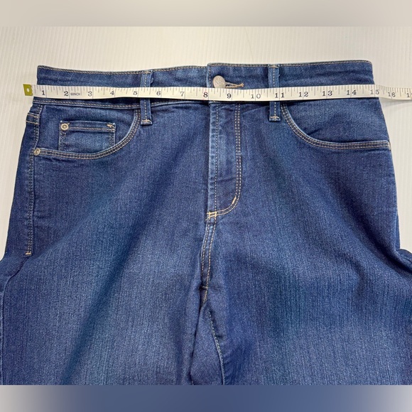 NYDJ Not Your Daughters Jeans Sylvia Relaxed Boyfriend Size 6 - Picture 6 of 8